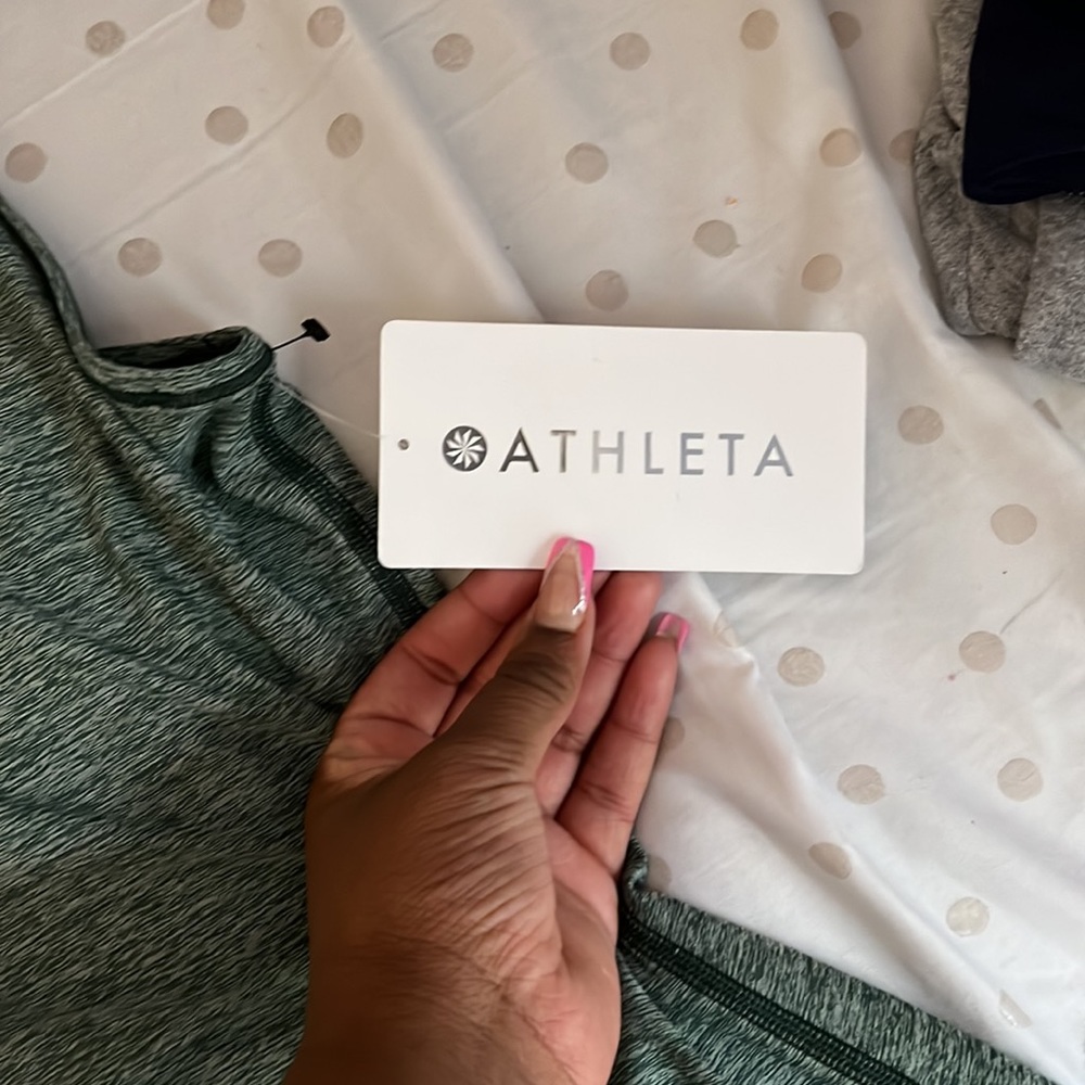 athelta green tank